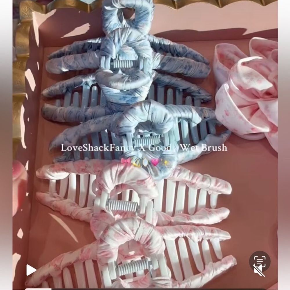 Love Shack Fancy X Goody Fabric Wrap Claw